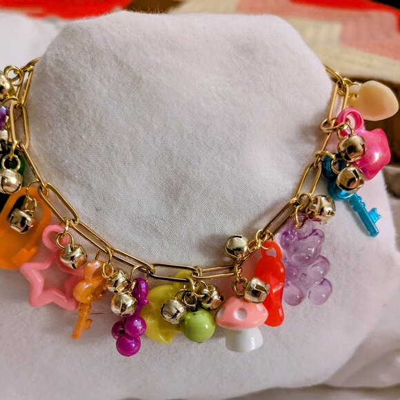 Charm Bracelet: Little Charmer - Picture 3 of 3
